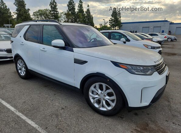 SALRG2RV1L2429517 2020 LAND ROVER DISCOVERY White Front right
