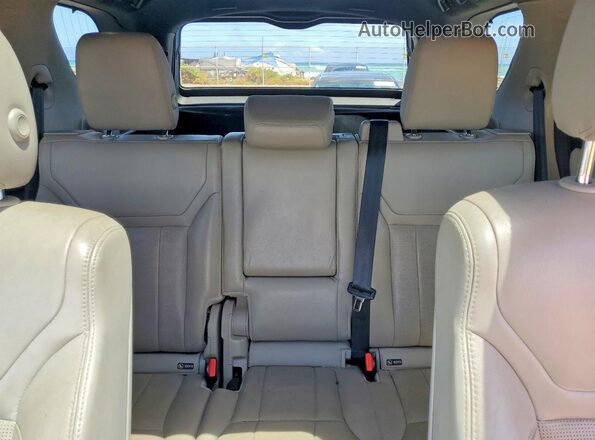 SALRG2RV6K2404191 2019 LAND ROVER DISCOVERY Черный Вид задних сидений