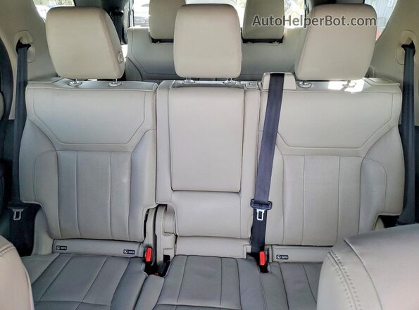 SALRG2RV9KA095600 2019 LAND ROVER DISCOVERY White Vista de los asientos traseros
