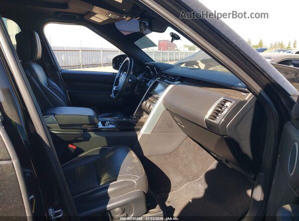 SALRHBBK5HA020477 2017 LAND ROVER DISCOVERY Black Front interior view