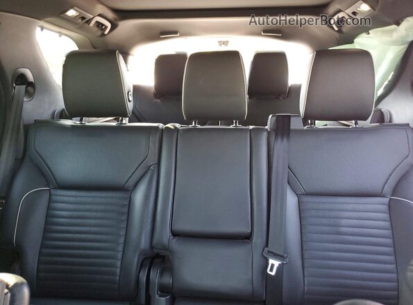 SALRHBBKXHA044175 2017 LAND ROVER DISCOVERY Black Widok tylnych siedzeń