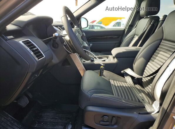 SALRJ2FX7T2521383 2026 LAND ROVER DISCOVERY Желто-коричневый Вид салона спереди