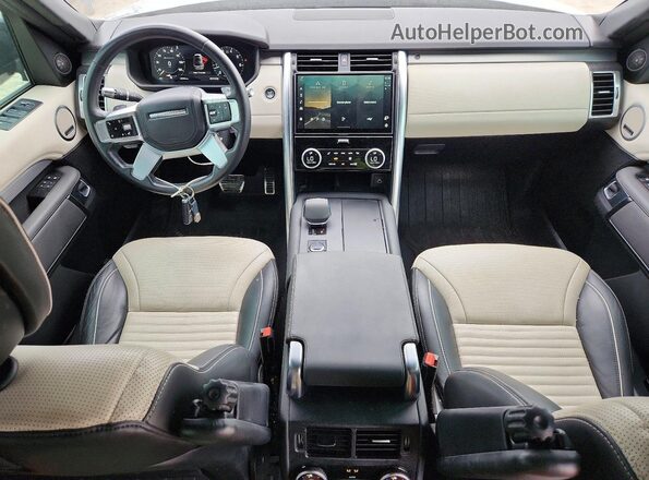 SALRM4EU8N2461904 2022 LAND ROVER DISCOVERY White Widok deski rozdzielczej