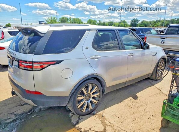 SALRR2RVXJA059181 2018 LAND ROVER DISCOVERY Silver Rear right