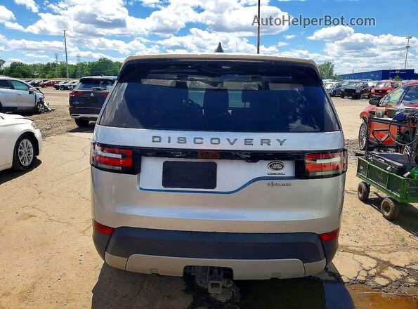 SALRR2RVXJA059181 2018 LAND ROVER DISCOVERY Silver Rear view