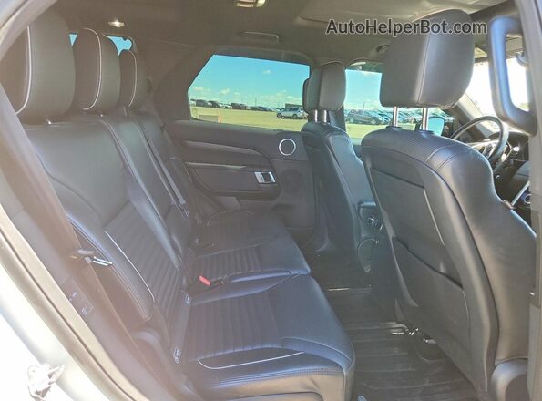 SALRRBBK8HA017862 2017 LAND ROVER DISCOVERY White Vista interior trasera