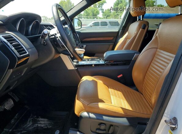 SALRRBBV6HA041281 2017 LAND ROVER DISCOVERY White Вид салону спереду