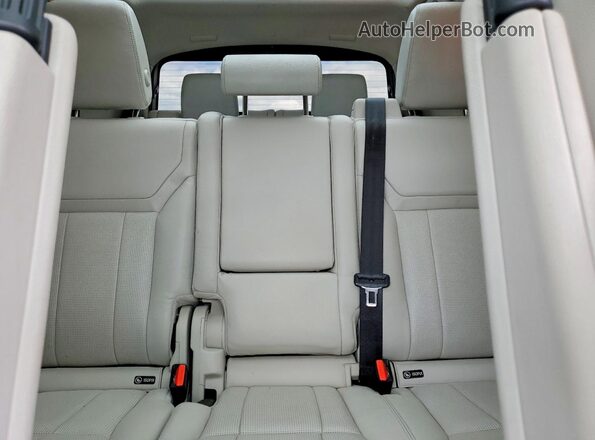 SALRRBBV8HA037569 2017 LAND ROVER DISCOVERY Blue Вид задніх сидінь
