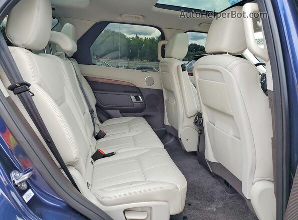 SALRRBBV8HA037569 2017 LAND ROVER DISCOVERY Blue Вид задньої частини салону