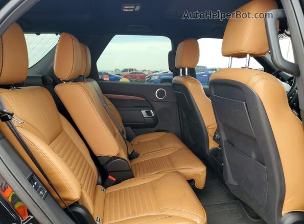 SALRRBBV9HA039296 2017 LAND ROVER DISCOVERY Black Вид задньої частини салону