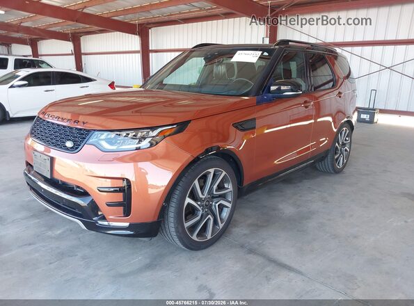 SALRT2RV6JA075668 2018 LAND ROVER DISCOVERY Orange Front left