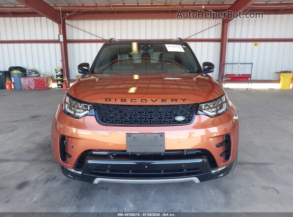SALRT2RV6JA075668 2018 LAND ROVER DISCOVERY Orange Instrument cluster view