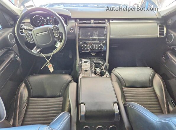 SALRTBBV2HA016847 2017 LAND ROVER DISCOVERY Gray Widok deski rozdzielczej