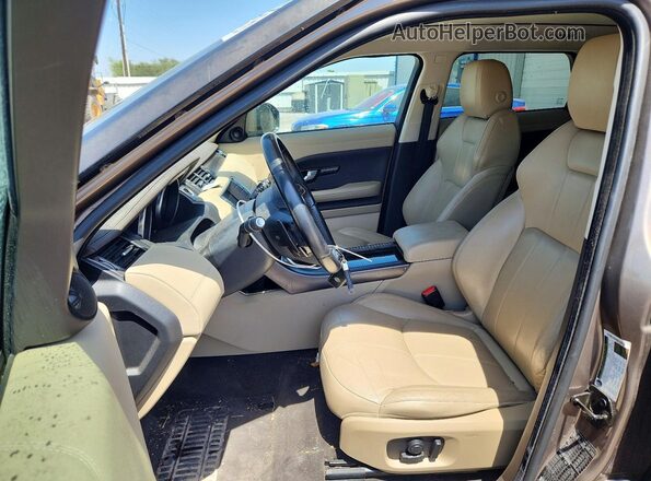 SALVP2RX1JH302213 2018 LAND ROVER RANGE Коричневый Вид салона спереди