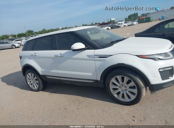 SALVR2BG8HH218873 2017 LAND ROVER RANGE ROVER EVOQUE White Widok wnętrza z tyłu