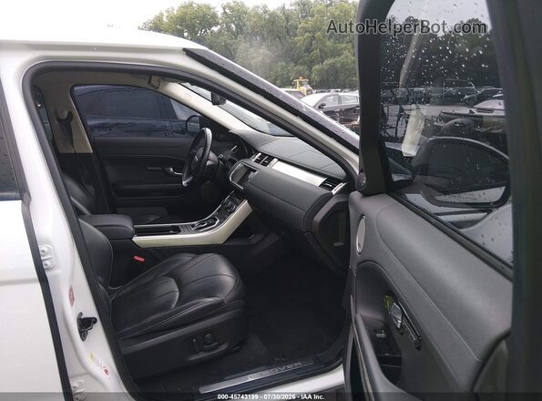 SALVR2BGXGH150252 2016 LAND ROVER RANGE ROVER EVOQUE Белый Вид салона спереди