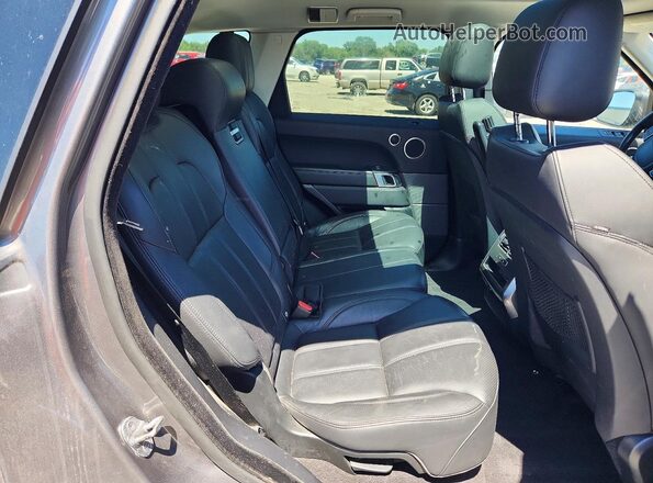 SALWG2FK9HA126575 2017 LAND ROVER RANGE Gray Widok tylnych siedzeń
