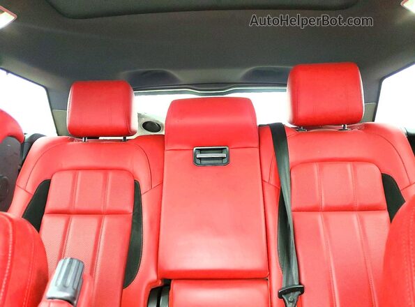SALWR2RE5JA800565 2018 LAND ROVER RANGE Red Vista de los asientos traseros