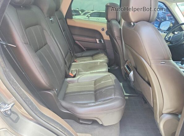 SALWR2RU7KA861540 2019 LAND ROVER RANGE Серебряный Вид задней части салона