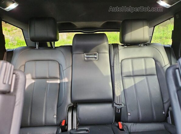 SALWR2RVXKA840559 2019 LAND ROVER RANGE Charcoal Widok tylnych siedzeń
