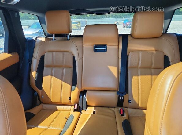 SALWR2SE0LA895310 2020 LAND ROVER RANGE White Widok tylnych siedzeń