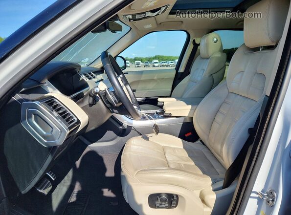 SALWV2FE4HA150458 2017 LAND ROVER RANGE White Widok wnętrza z przodu