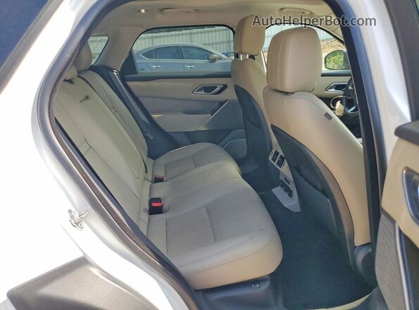 SALYB2RV2JA768493 2018 LAND ROVER RANGE White Vista interior trasera