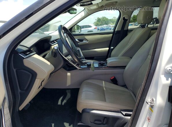 SALYB2RV3JA768485 2018 LAND ROVER RANGE White Front interior view