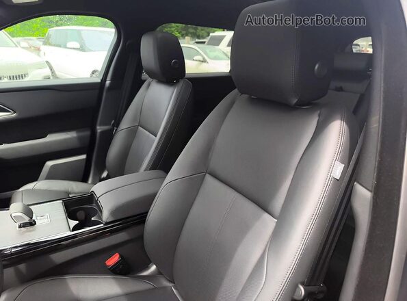 SALYJ2EX1TA831919 2026 LAND ROVER RANGE Gray Вид щитка приладів