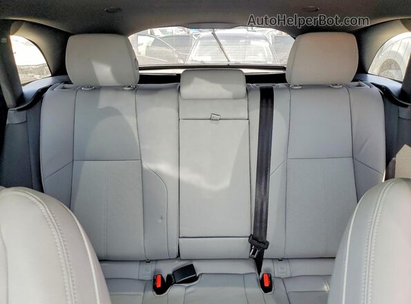 SALYJ2EX3TA815611 2026 LAND ROVER RANGE White Vista de los asientos traseros