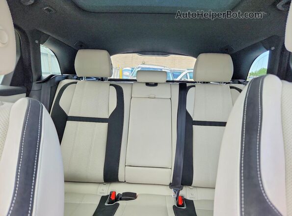 SALYL2EX9KA780081 2019 LAND ROVER RANGE Gray Widok tylnych siedzeń