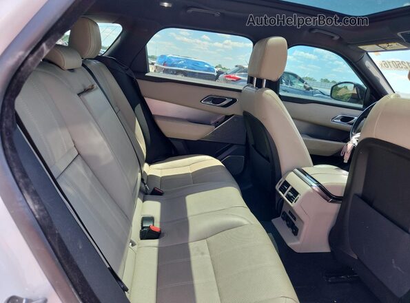 SALYL2RX0JA776686 2018 LAND ROVER RANGE White უკანა სალონის ხედი