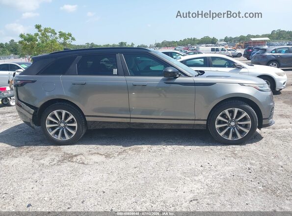 SALYL2RX7JA768097 2018 LAND ROVER RANGE ROVER VELAR Gray Vista interior trasera