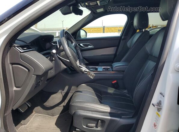 SALYL2RX9JA772314 2018 LAND ROVER RANGE White Front interior view