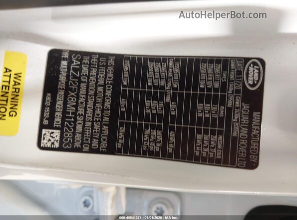 SALZJ2FX8MH122853 2021 LAND ROVER RANGE ROVER EVOQUE White Engine compartment view
