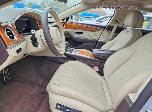 SCBBR6ZG3RC017360 2024 BENTLEY OTHER Серый Вид салона спереди