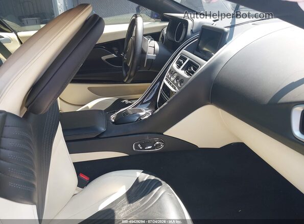 SCFRMFAW6LGL08501 2020 ASTON MARTIN DB11 Purple Vista interior delantera