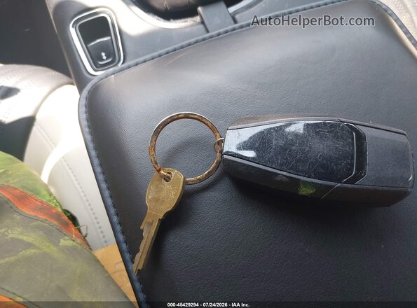 SCFRMFAW6LGL08501 2020 ASTON MARTIN DB11 Purple Vista del salpicadero
