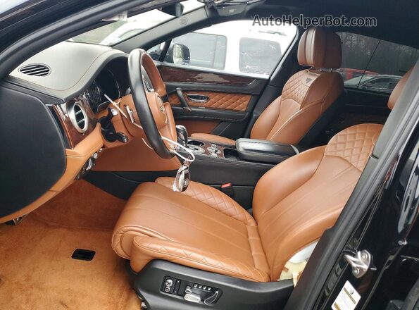 SJAAC2ZV7HC014561 2017 BENTLEY BENTAYGA Черный Вид салона спереди