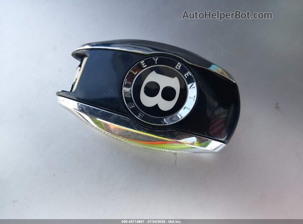 SJAAM2ZV0LC030669 2020 BENTLEY BENTAYGA Черный Вид панели приборов