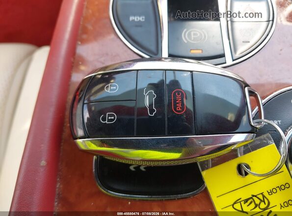 SJAAM2ZV6KC026253 2019 BENTLEY BENTAYGA Red Вид панелі приладів