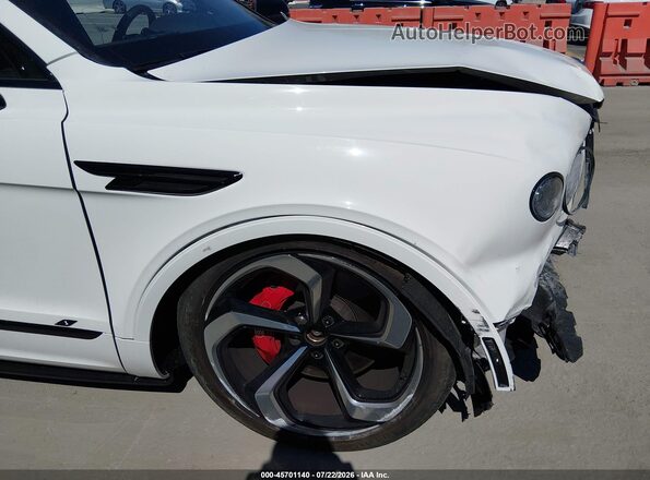 SJAAT2ZV2PC022081 2023 BENTLEY BENTAYGA White Widok z przodu