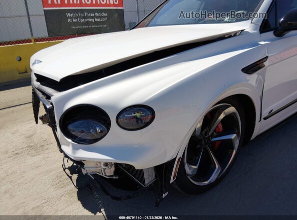 SJAAT2ZV2PC022081 2023 BENTLEY BENTAYGA White Widok wnętrza z tyłu
