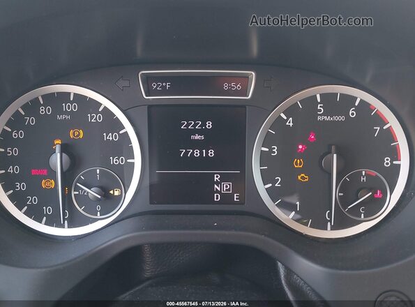 SJKCH5CP1HA033734 2017 INFINITI QX30 Silver 