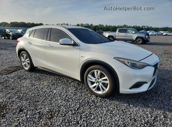 SJKCH5CP2HA038795 2017 INFINITI QX30 White Առջևի աջ