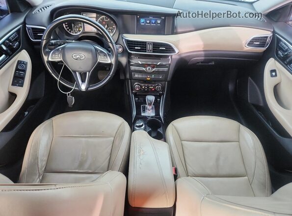 SJKCH5CP2HA038795 2017 INFINITI QX30 White Առջևի վահանակի տեսք