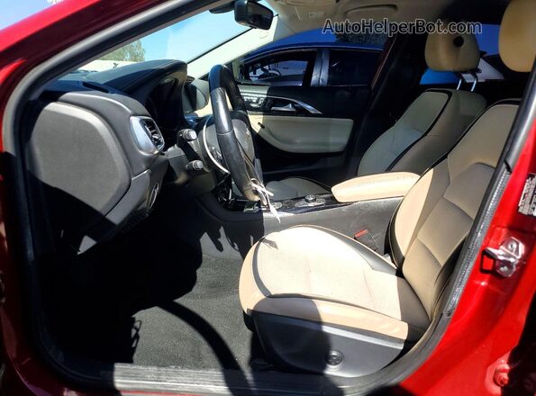SJKCH5CP2KA010275 2019 INFINITI QX30 Красный Вид салона спереди
