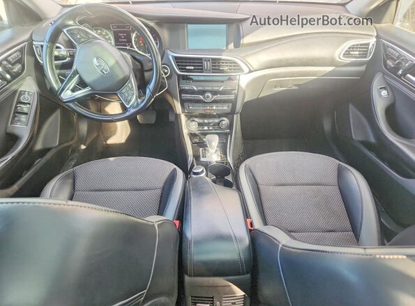 SJKCH5CP3KA008597 2019 INFINITI QX30 Коричневый Вид панели приборов