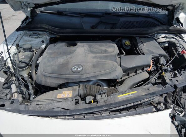 SJKCH5CP6JA045111 2018 INFINITI QX30 White Հետևի տեսք