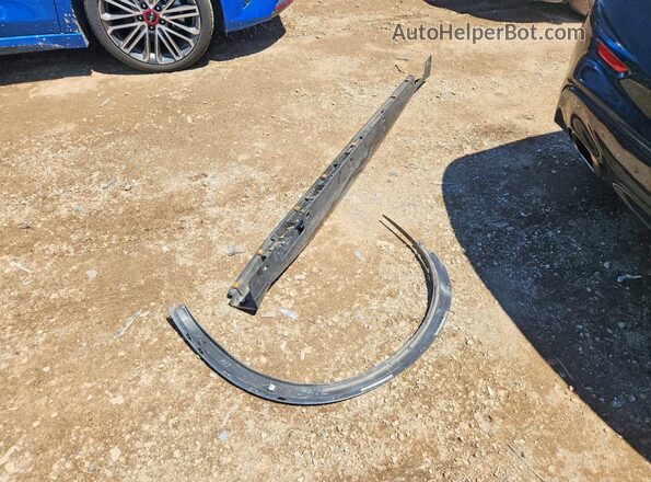 SJKCH5CP8HA033259 2017 INFINITI QX30 Черный Вид подкапотного пространства
